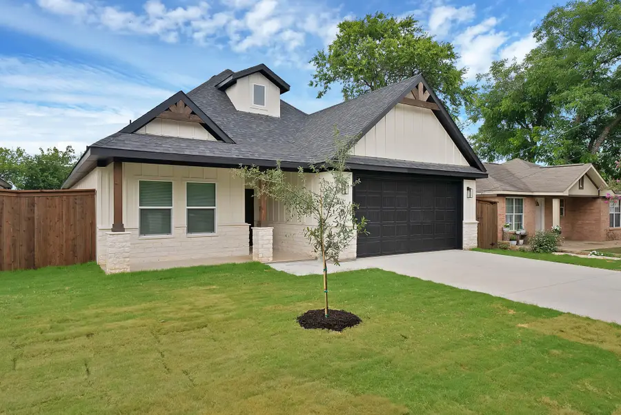 4832 Fitzhugh Avenue, Fort Worth, TX 76105 - #3