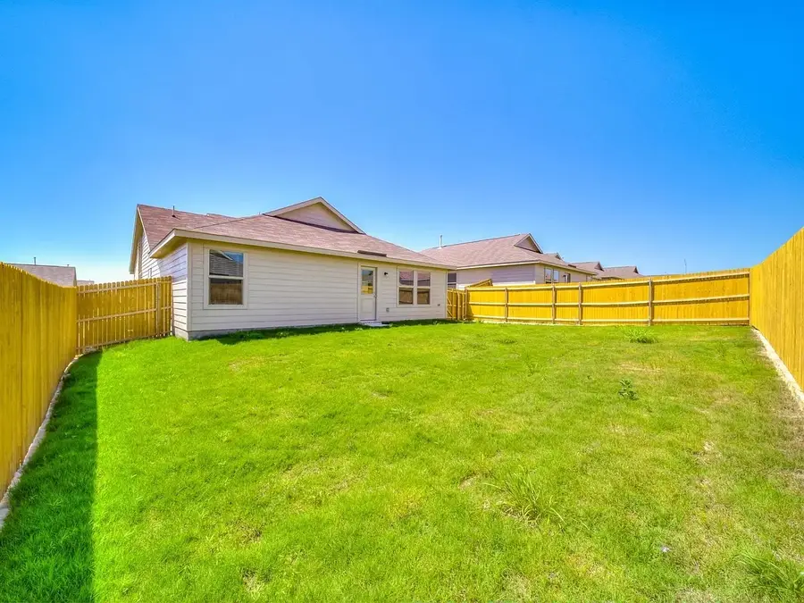 352 Sun Bluff Road, Fort Worth, TX 76052 - #2