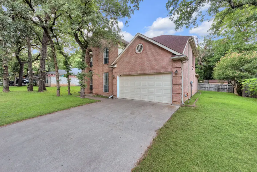 2119 Twin Elms Drive, Arlington, TX 76012 - #2