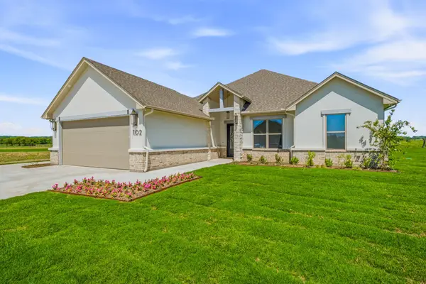 102 Eagle Court, Glen Rose, TX 76077