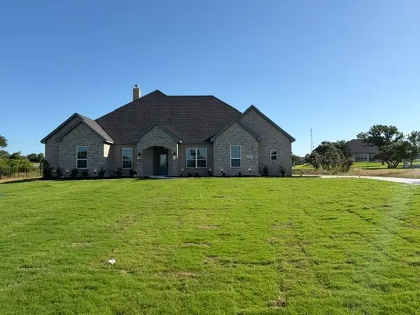 112 Coalson Crossing, Azle, TX 76020