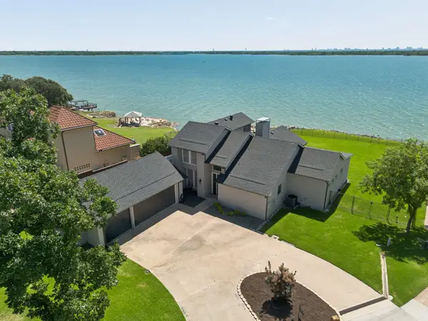 870 Highridge Drive, Lakewood Village, TX 75068