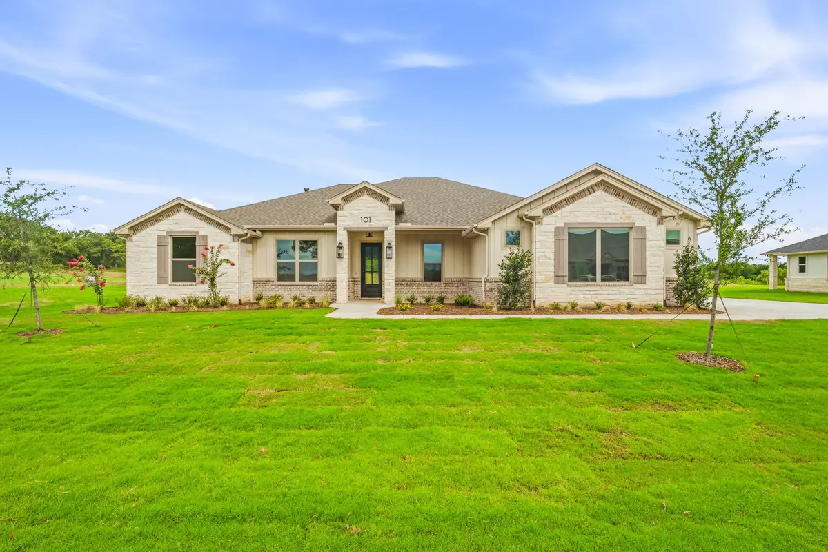 101 Eagle Court, Rainbow, TX 76077 - #1