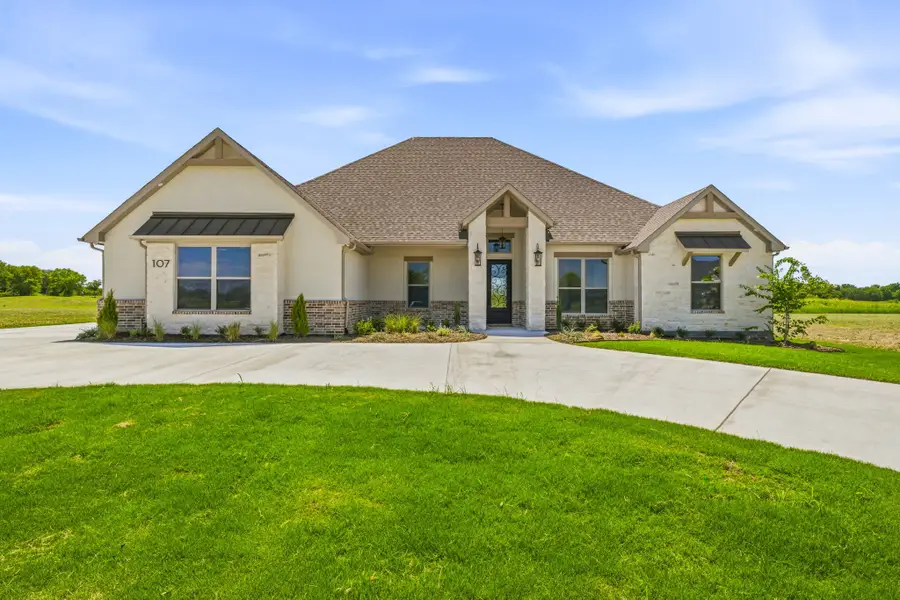 107 Eagle Court, Rainbow, TX 76077 - #2