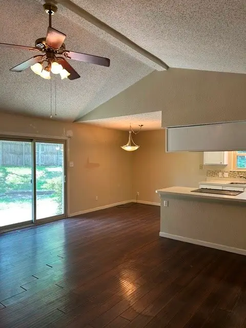 400 Woodlake Circle, Azle, TX 76020 - #3