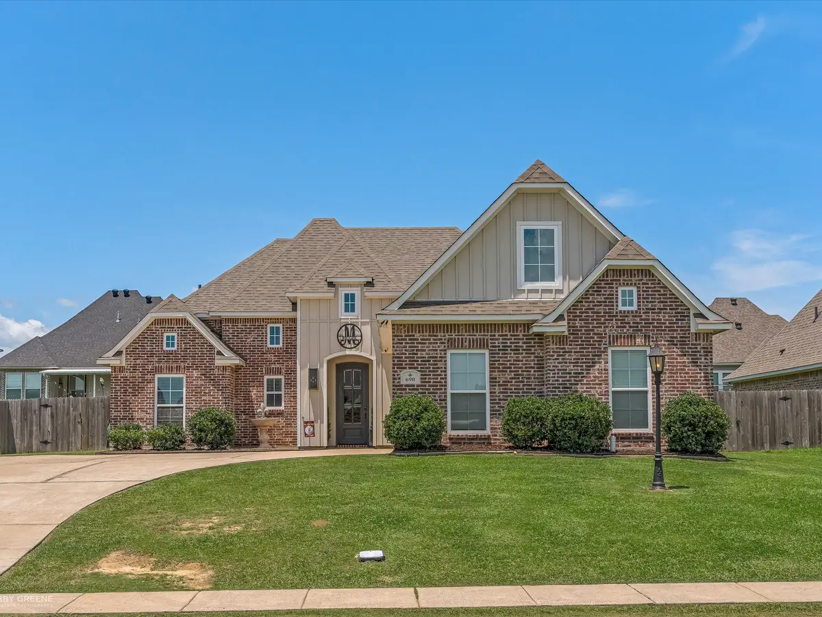 690 Lessie Drive, Stonewall, LA 71078 - #1