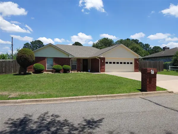 1360 NE 26th Street, Paris, TX 75460