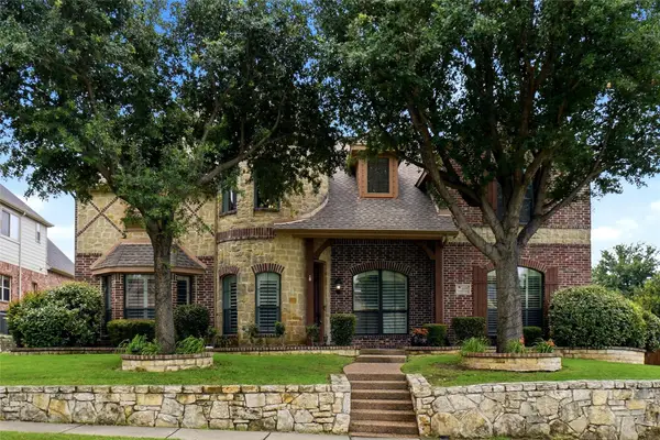 1632 Flowers Drive, Carrollton, TX 75007
