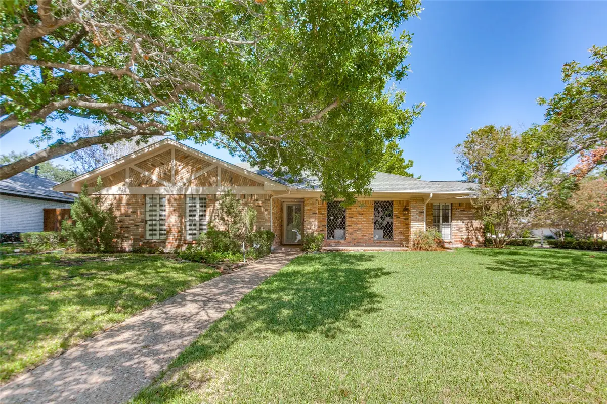 915 Grinnell Drive, Richardson, TX 75081 - #1