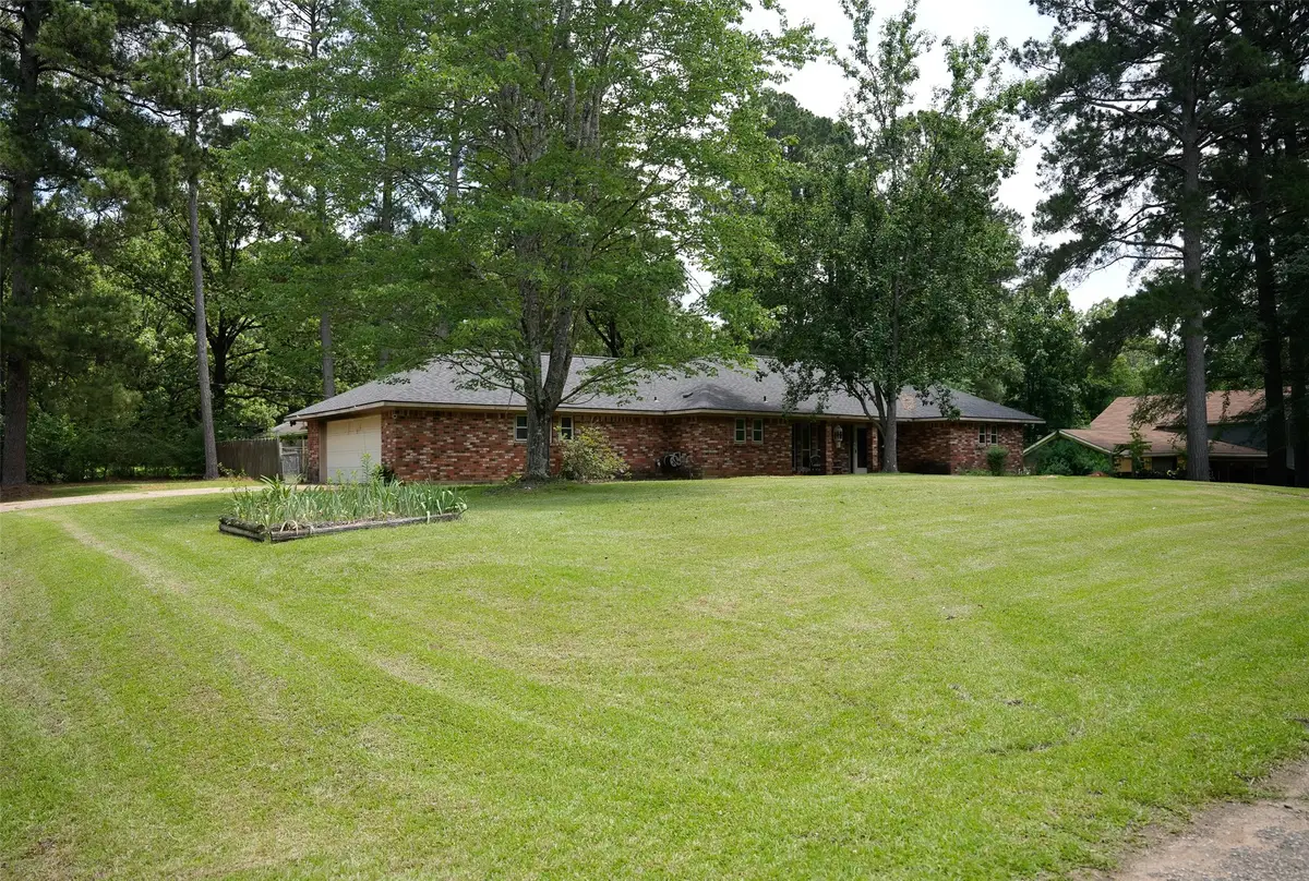 4049 Parkwood Drive, Shreveport, LA 71119 - #1