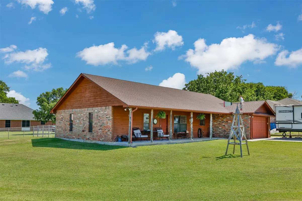 291 Old Spanish Trail, Valley View, TX 76272 - #1