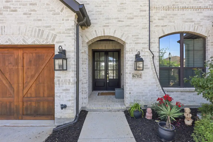 6712 Elderberry Way, Justin Roanoke, TX 76226 - #2