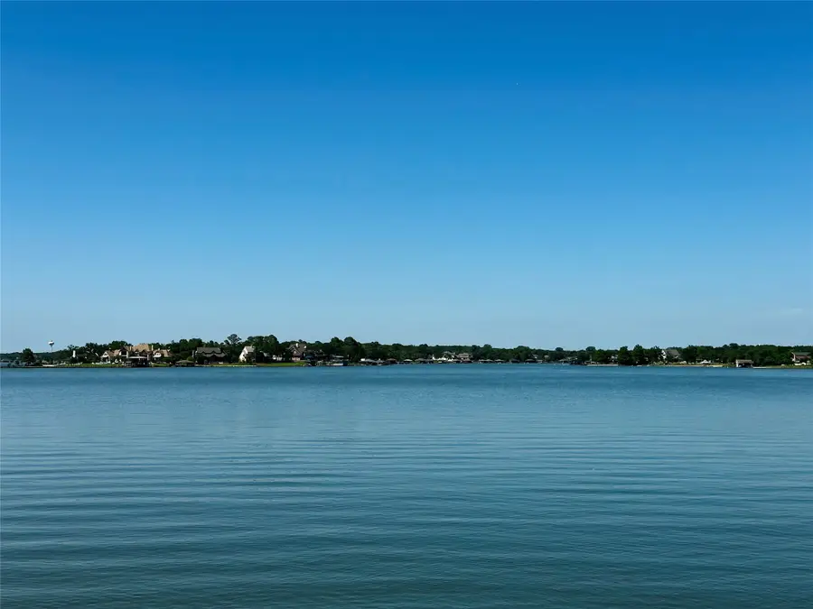 128 Mohave Drive E, Gainesville, TX 76240 - #3
