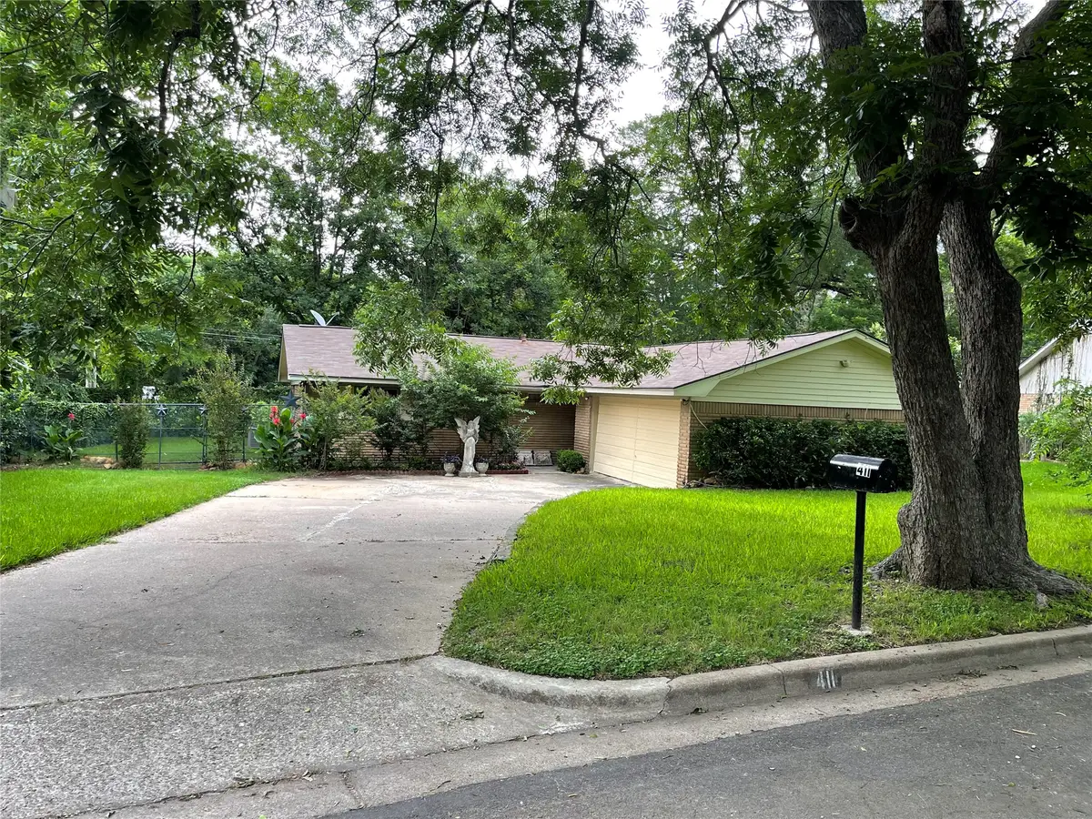 411 Brookwood Drive, Woodway, TX 76712 - #1