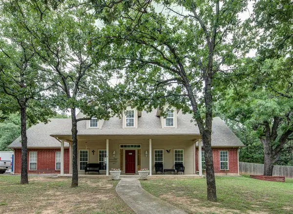 15 Shady Creek Lane, Bridgeport, TX 76426