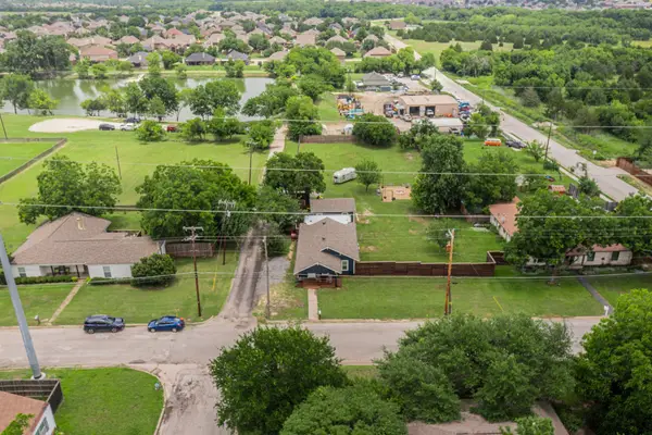 304 E County Line Road, Royse City, TX 75189