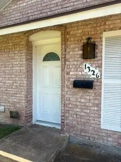 1326 Kingston Drive, Lewisville, TX 75067