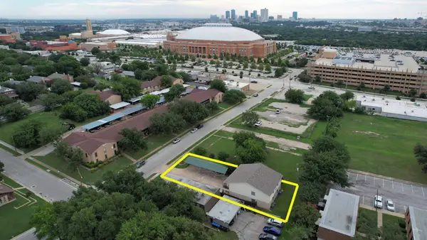 3641 Bryce Avenue, Fort Worth, TX 76107