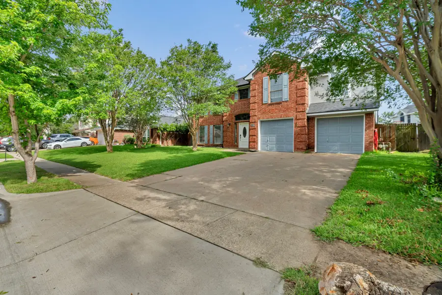 326 Baldwin Street, Grand Prairie, TX 75052 - #2