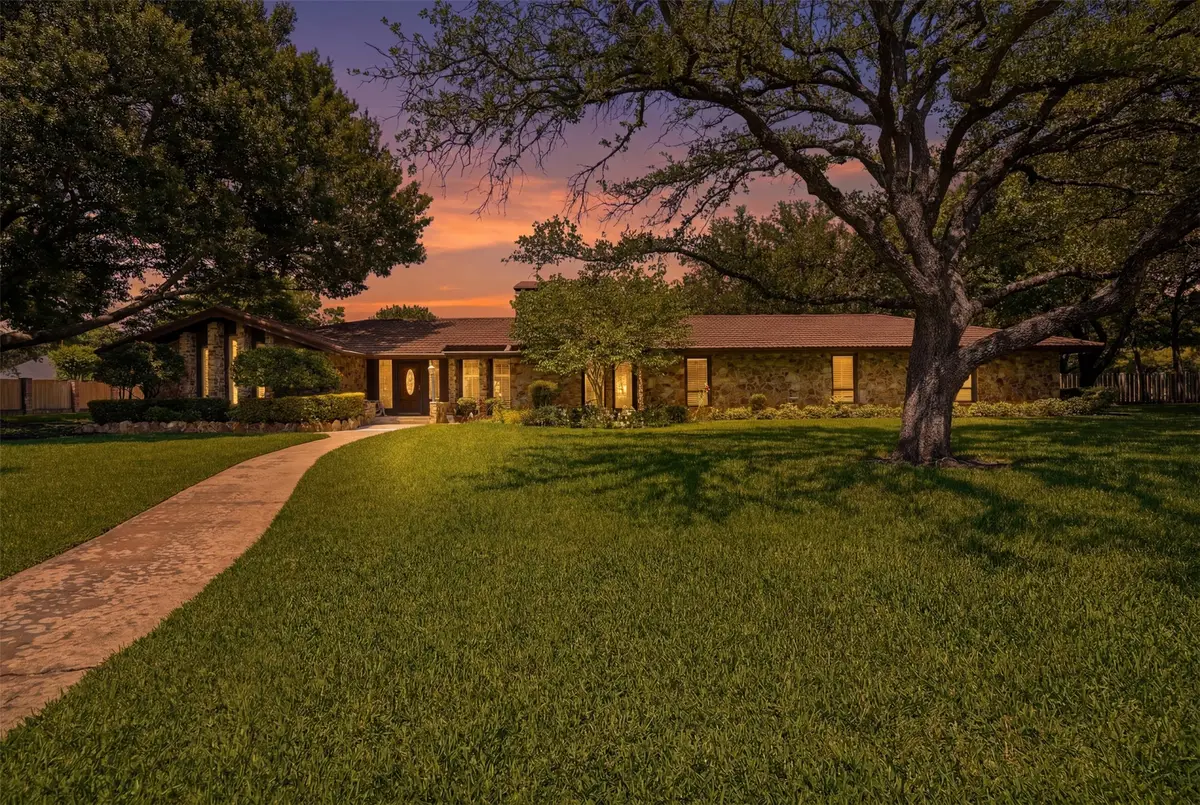 715 Stonelake Drive, Cleburne, TX 76033 - #1