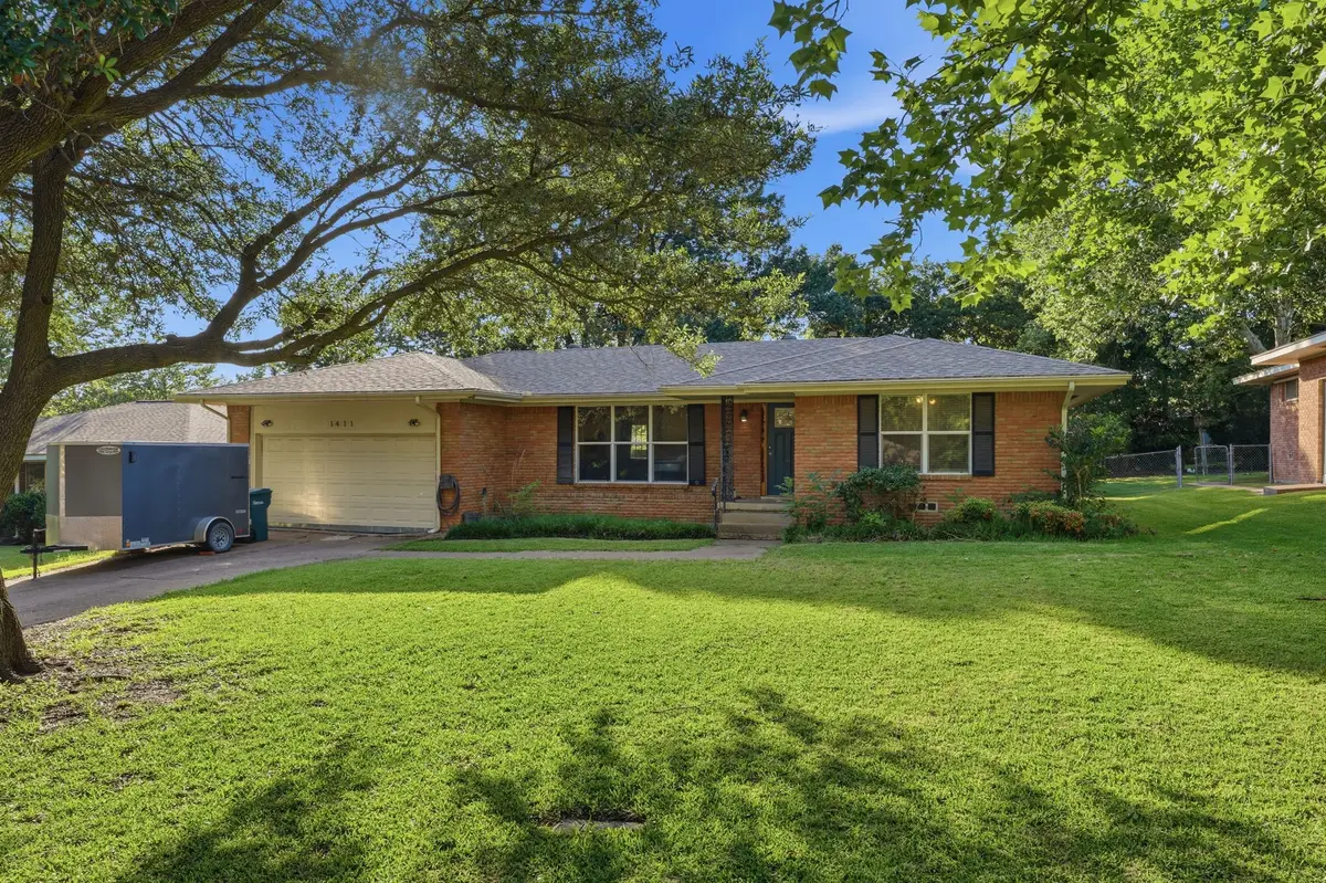 1411 Robin Drive, Sherman, TX 75092 - #1