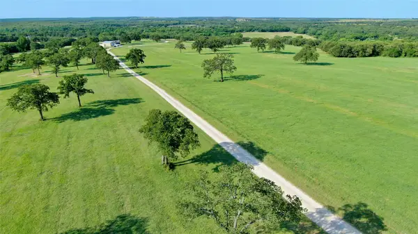 322 Liberty Chapel Road, St Jo, TX 76265