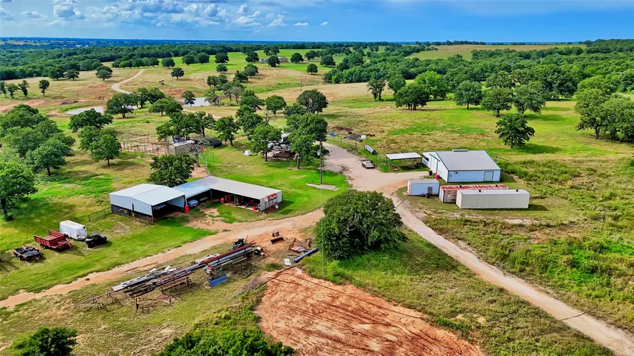 322 Liberty Chapel Road, Saint Jo, TX 76265 - #2