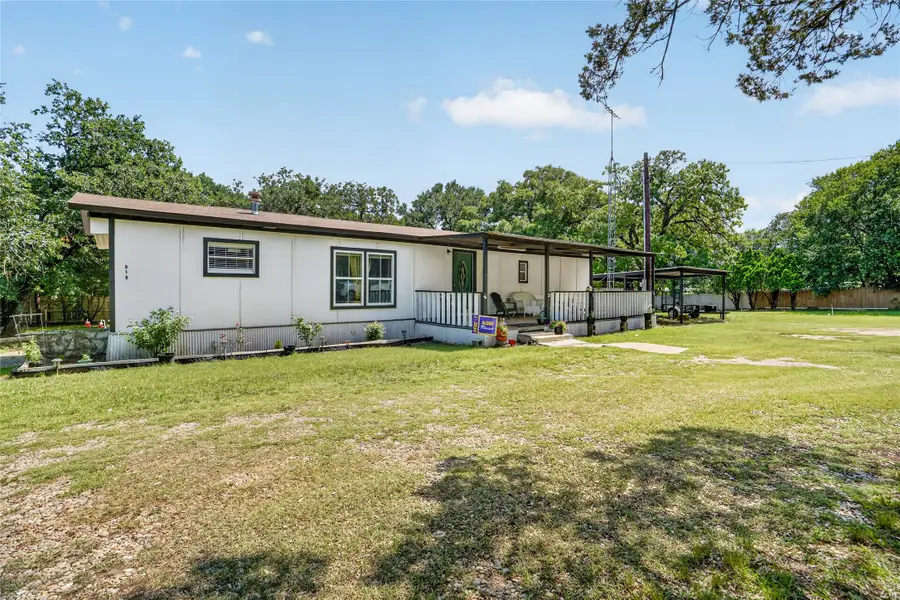 916 Fawn, Granbury, TX 76049 - #2