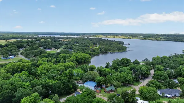 143 White Oak Street, Alvarado, TX 76009