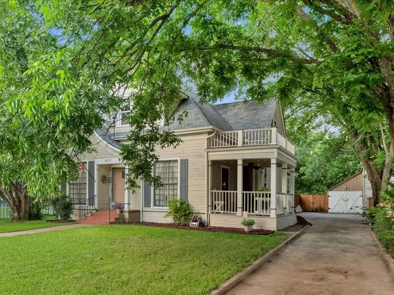 823 S Crockett Street, Sherman, TX 75090 - #2
