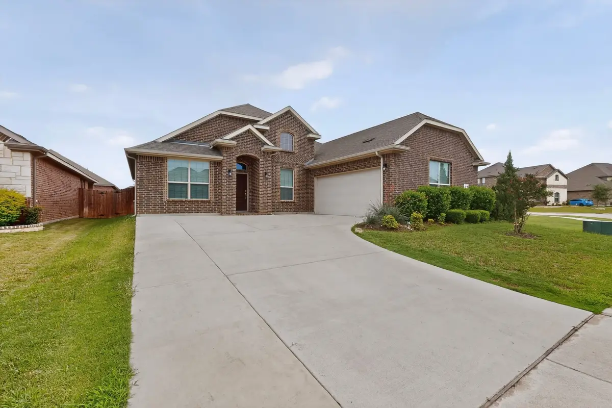 7811 Links Drive, Arlington, TX 76001 - #1
