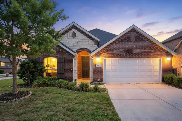 466 Rockaway Drive, Midlothian, TX 76065
