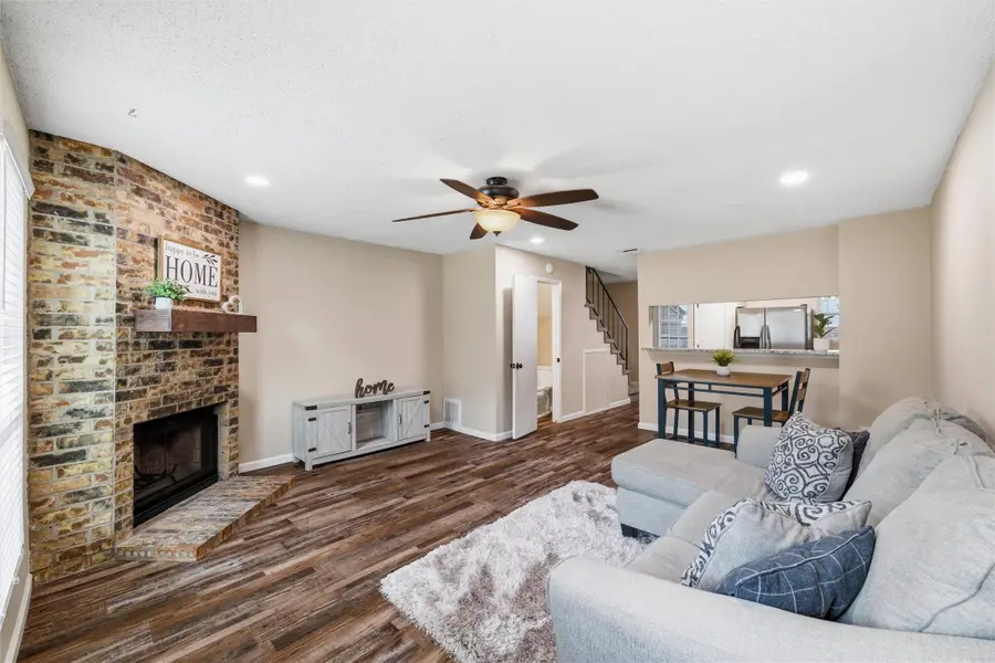 143 Winchester Drive, Euless, TX 76039 - #2