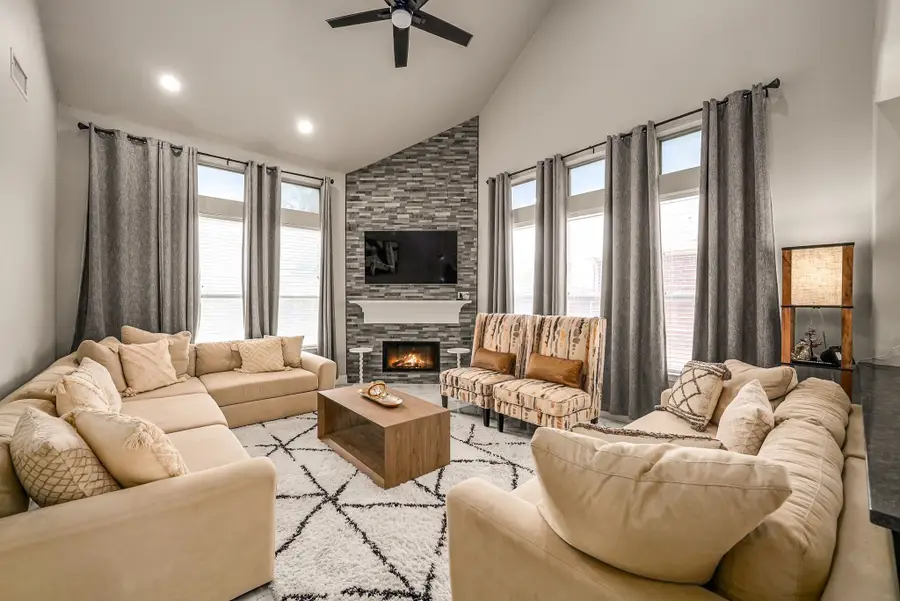 1055 Crystal Lake Drive, Frisco, TX 75036 - #2