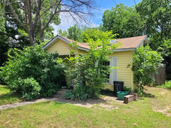 4718 Fossil Drive, Haltom City, TX 76117