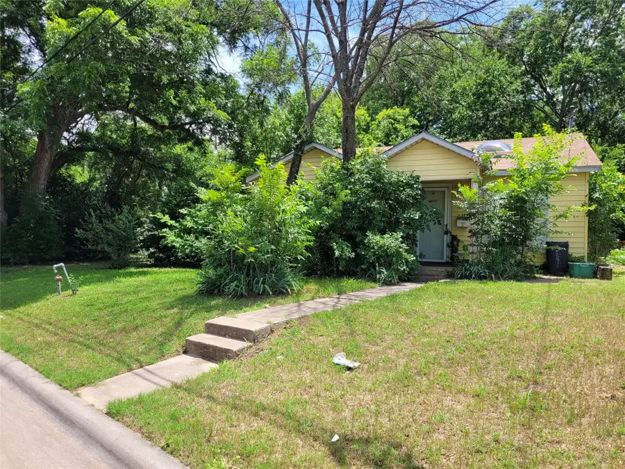 4718 Fossil Drive, Haltom City, TX 76117 - #3