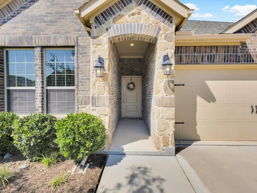 10925 Canyon Mine Drive, Aubrey, TX 76227 - #2