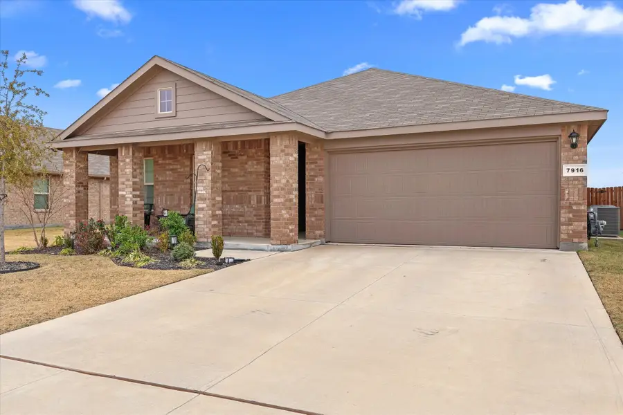 7916 Oaktown Drive, Fort Worth, TX 76131 - #3