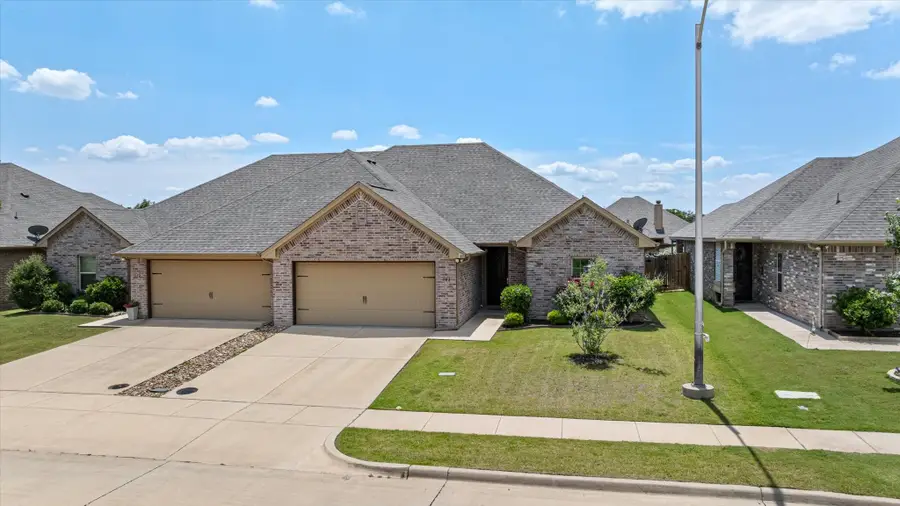 508 Landry Court, Granbury, TX 76049 - #2