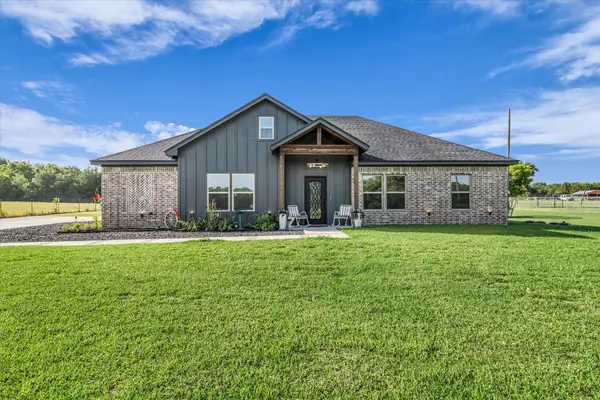 1004 Woodcock Drive, Robinson, TX 76706
