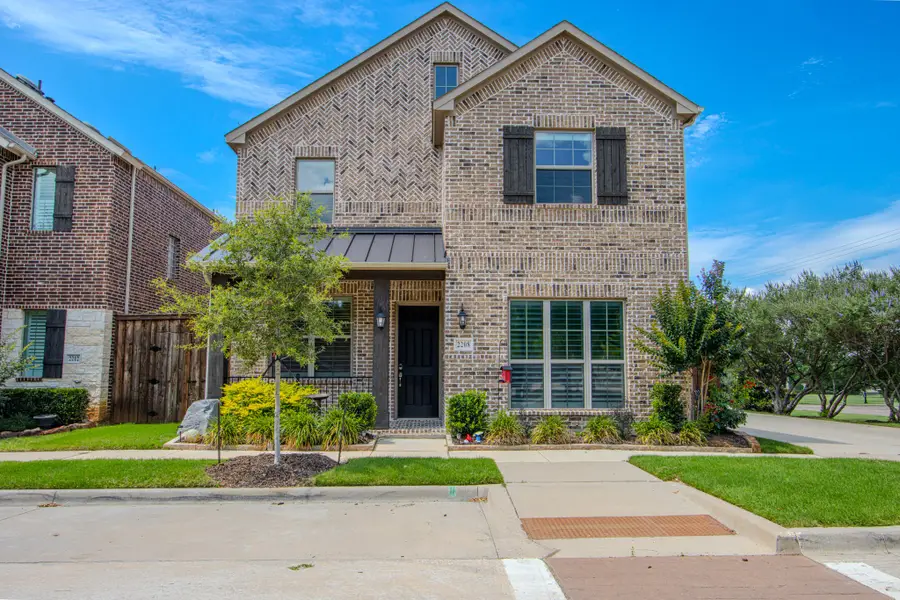 2208 N Royal Crecent Drive N, Flower Mound, TX 75028 - #2