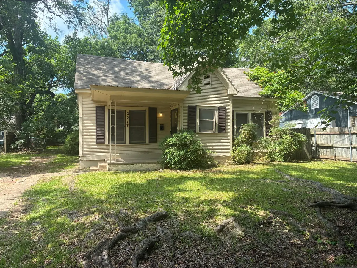 2217 Simpson Street, Paris, TX 75460 - #1