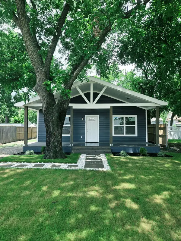 307 S Louisiana Street, Celina, TX 75009