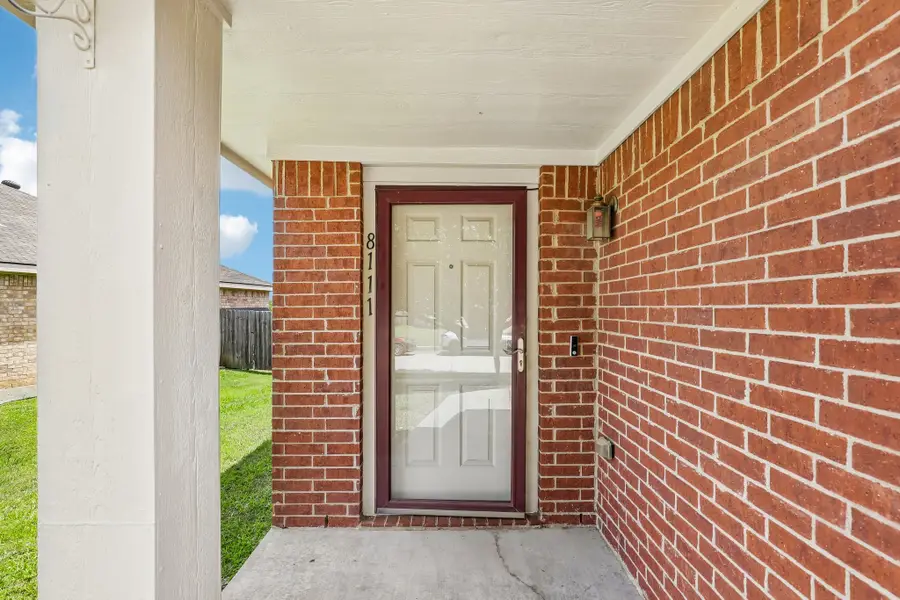8111 Macgregor Drive, Arlington, TX 76002 - #2