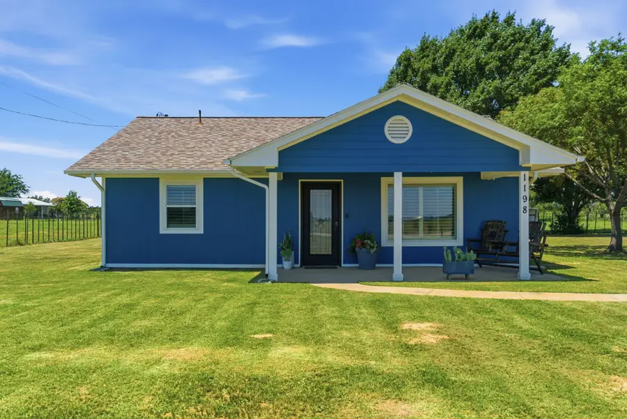 1198 Poe Prairie Road, Millsap, TX 76066 - #2