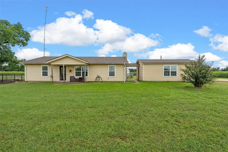 2851 Fm 339, Mount Calm, TX 76673 - #2