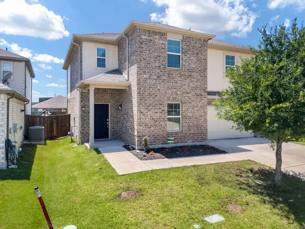 8721 Antelope Flat Lane, Fort Worth, TX 76131