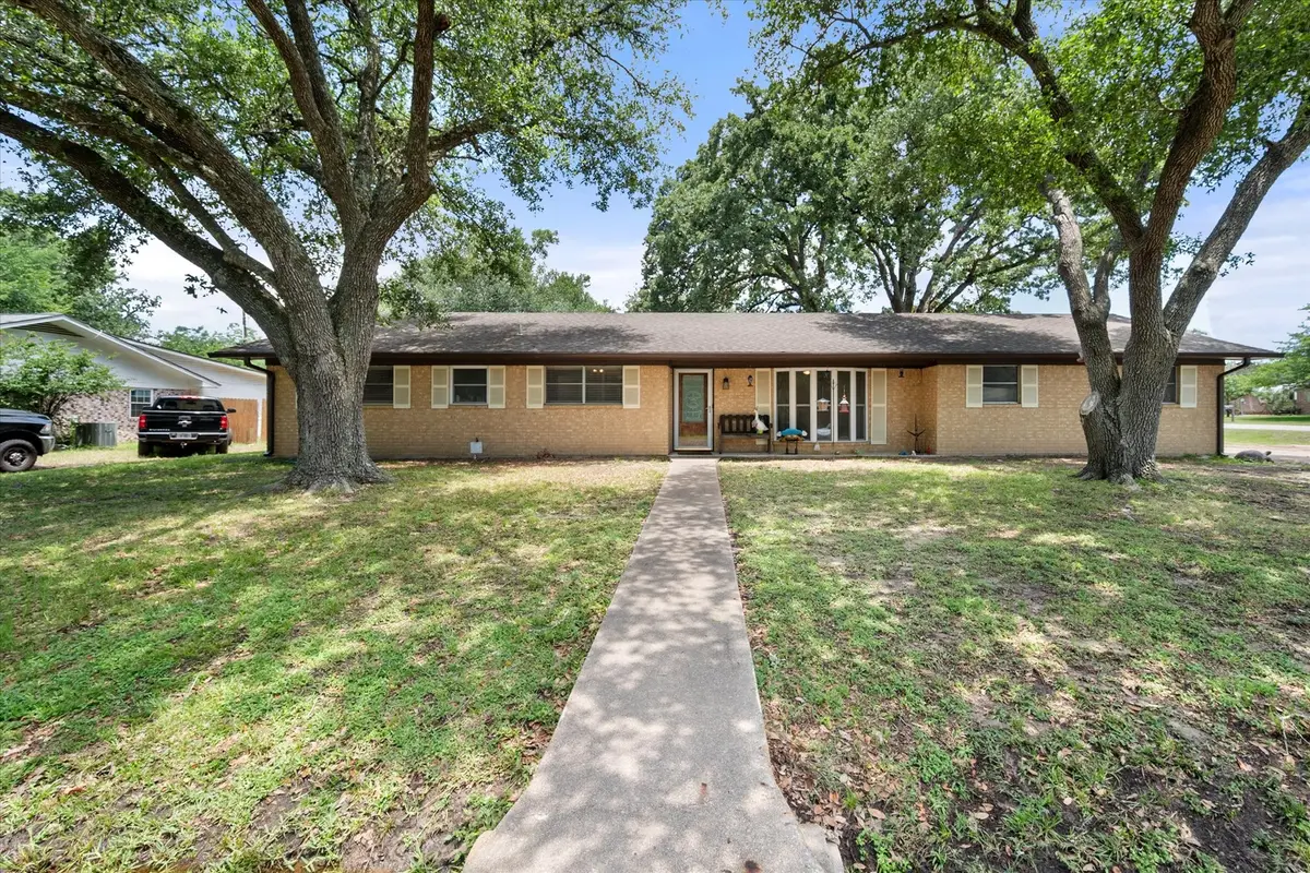 721 Robindale Lane, Fairfield, TX 75840 - #1