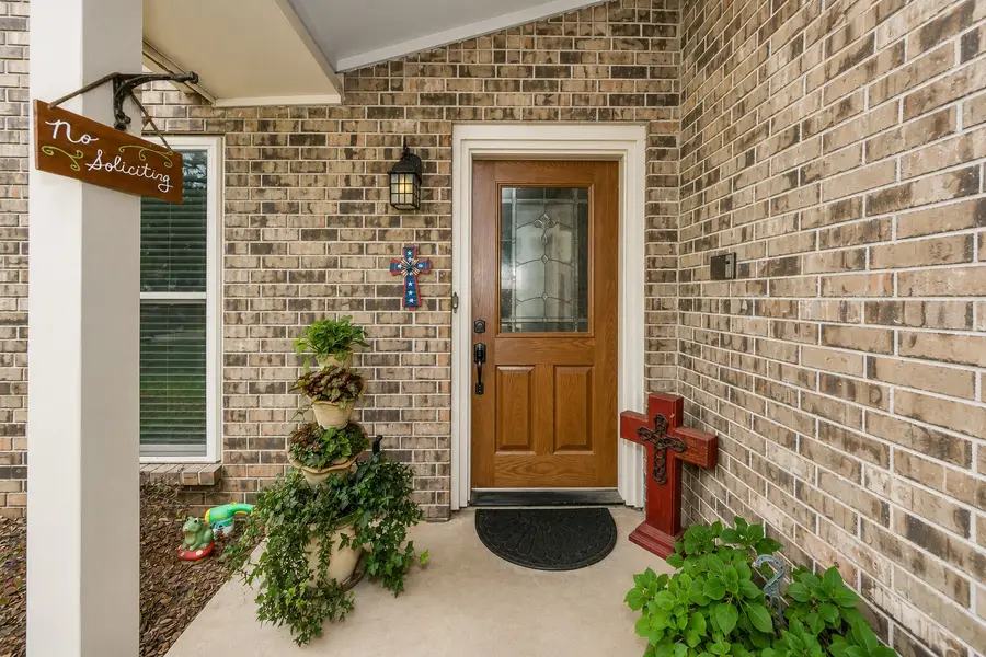 9129 Timber Oaks Drive, Fort Worth, TX 76179 - #2
