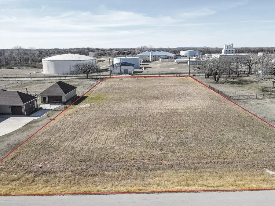 209 Maverick Court, Granbury, TX 76049 - #2